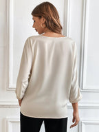 Blusa Lisa Manga 3/4 com Decote em V - Fiorenze