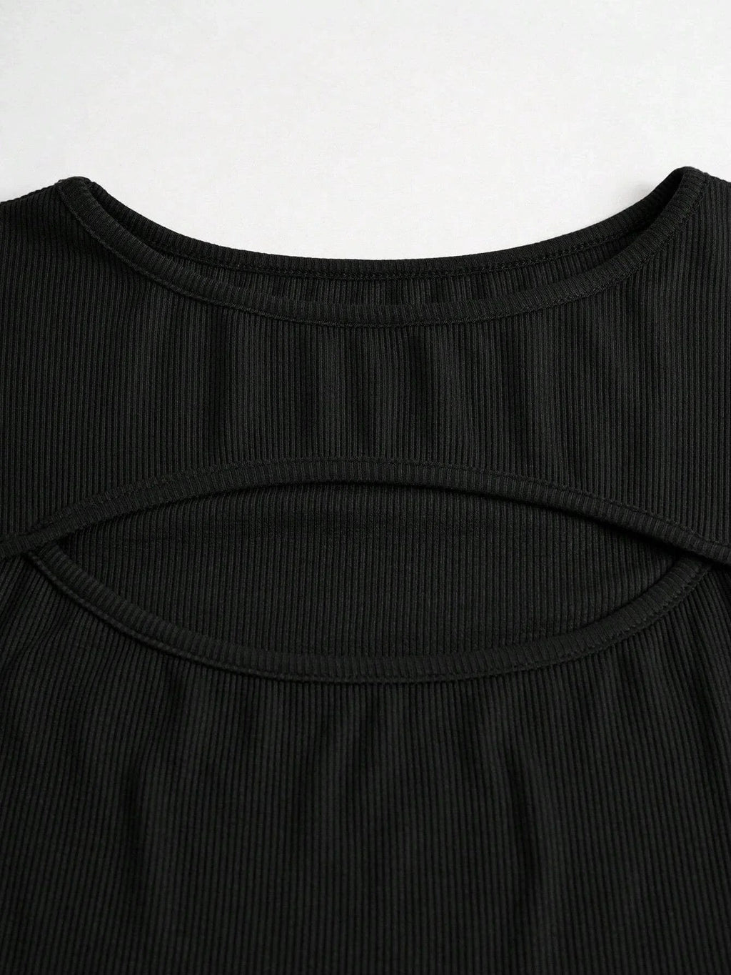 Camiseta de Malha com Elastano Recorte Vazado Fiorenze
