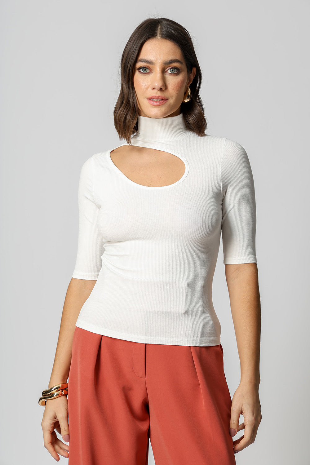 Blusa Detalhe Vazado No Ombro Julia