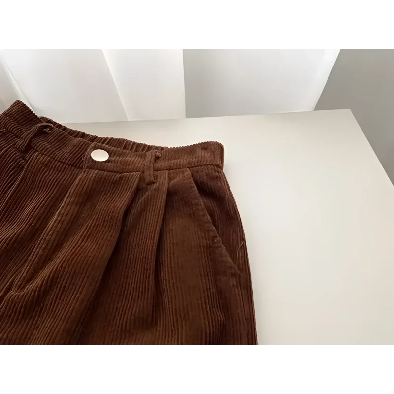 Calça Reta de Cintura Alta em Veludo Cotelê para Outono Fiorenze
