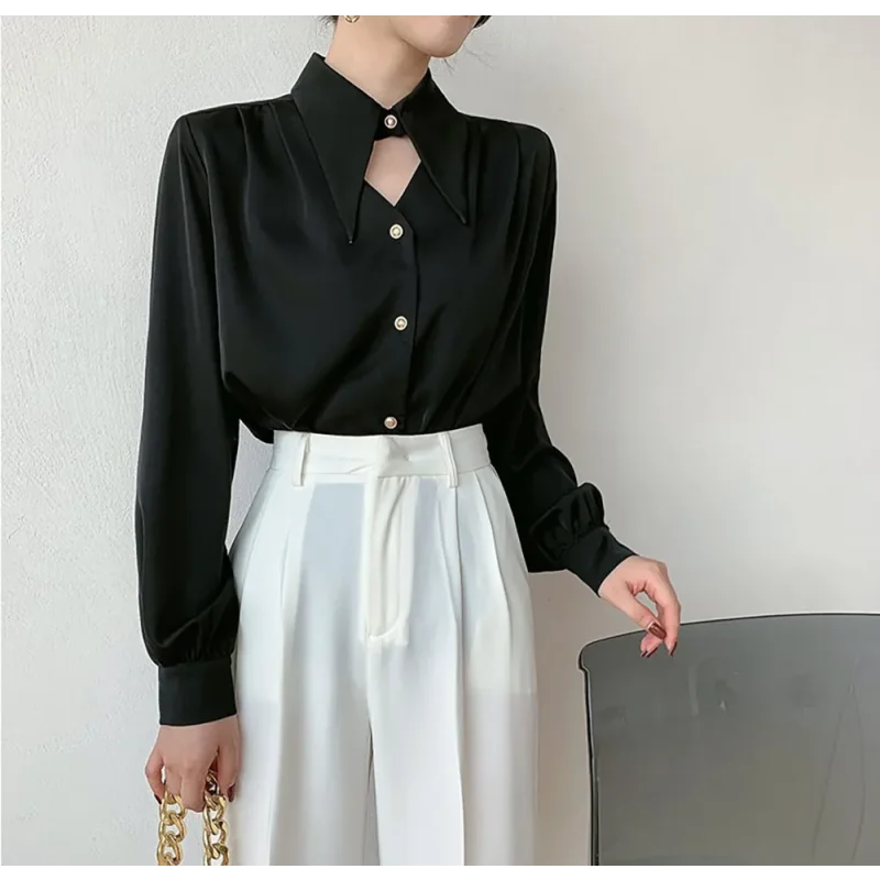 Blusa Social em Cetim com Gola Clássica e Botões Fiorenze