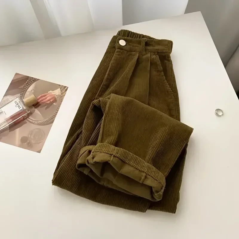 Calça Reta de Cintura Alta em Veludo Cotelê para Outono Fiorenze