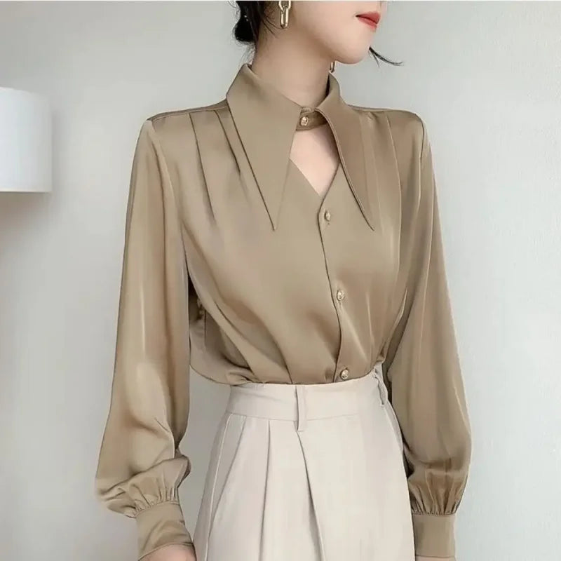Blusa Social em Cetim com Gola Clássica e Botões Fiorenze