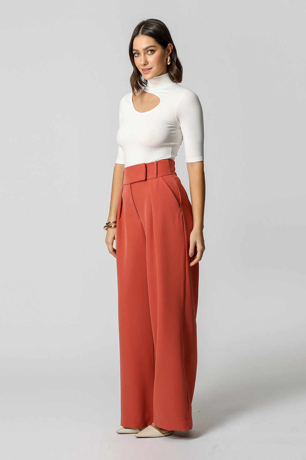 Blusa Detalhe Vazado No Ombro Julia