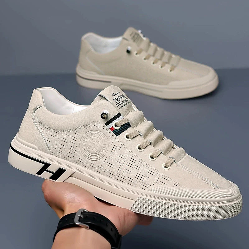 Tênis Casual de Couro Fiorenze Trends