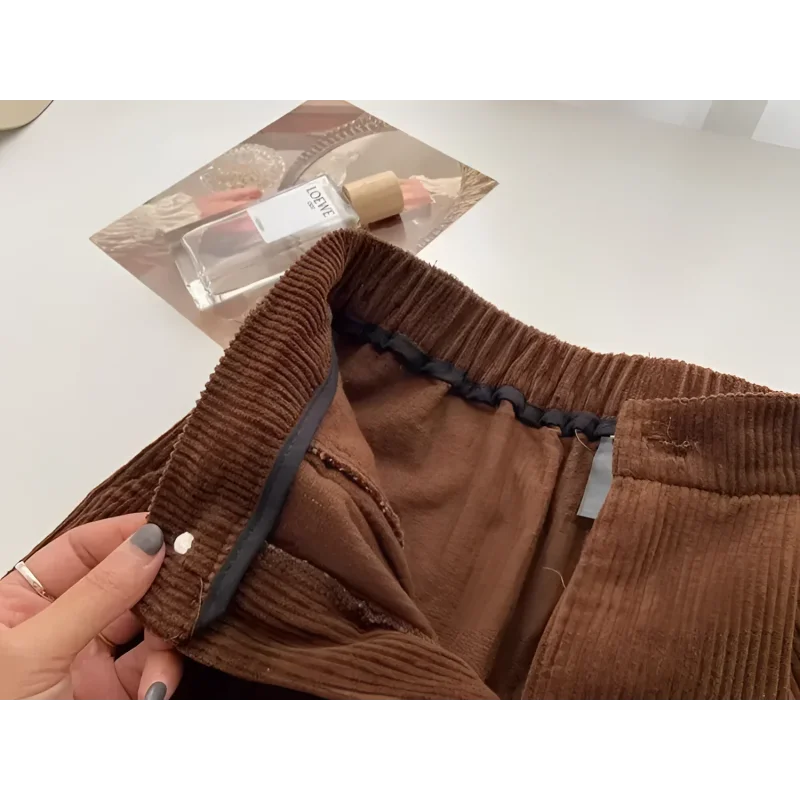 Calça Reta de Cintura Alta em Veludo Cotelê para Outono Fiorenze