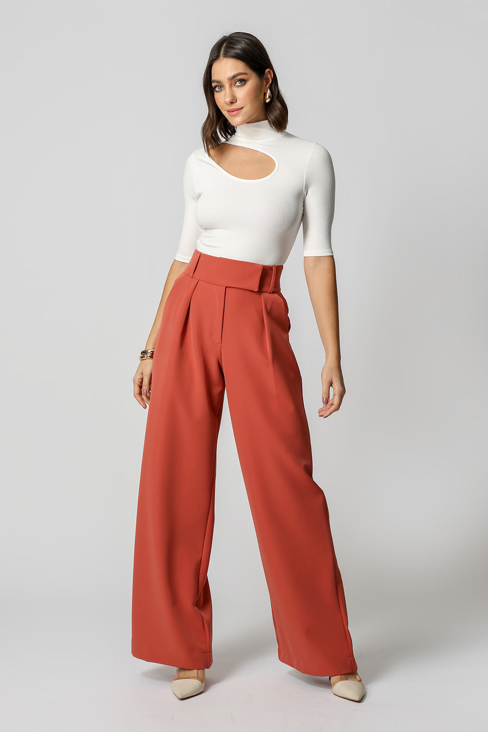 Blusa Detalhe Vazado No Ombro Julia