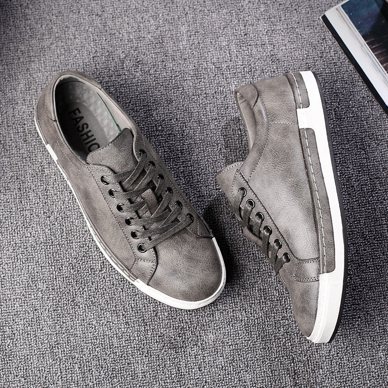 Tênis casual de Couro Fiorenze Style